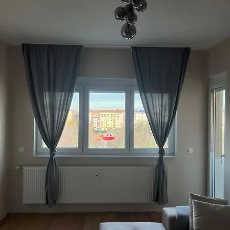 Lux, Spacious And Comfort Next To National Palace Of Culture